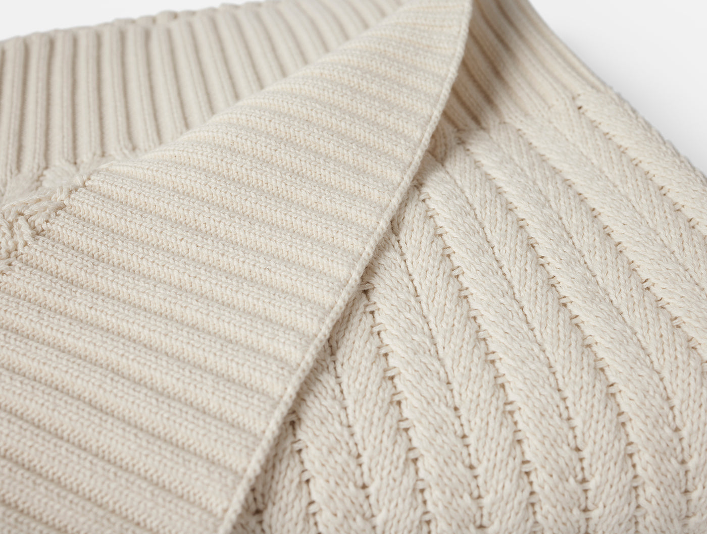 Coyuchi: Casa Loma Organic Knit Throw